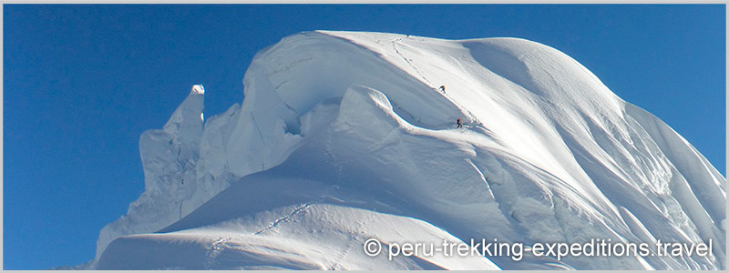 Individual/private tours in Peru: Expedition Nevado Chopicalqui (6354 m)