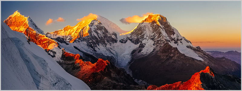 Peru: Expedition Nevados Vallunaraju (5686 m)Alpamayo (5947 m) or Huascarán (6768 m) 